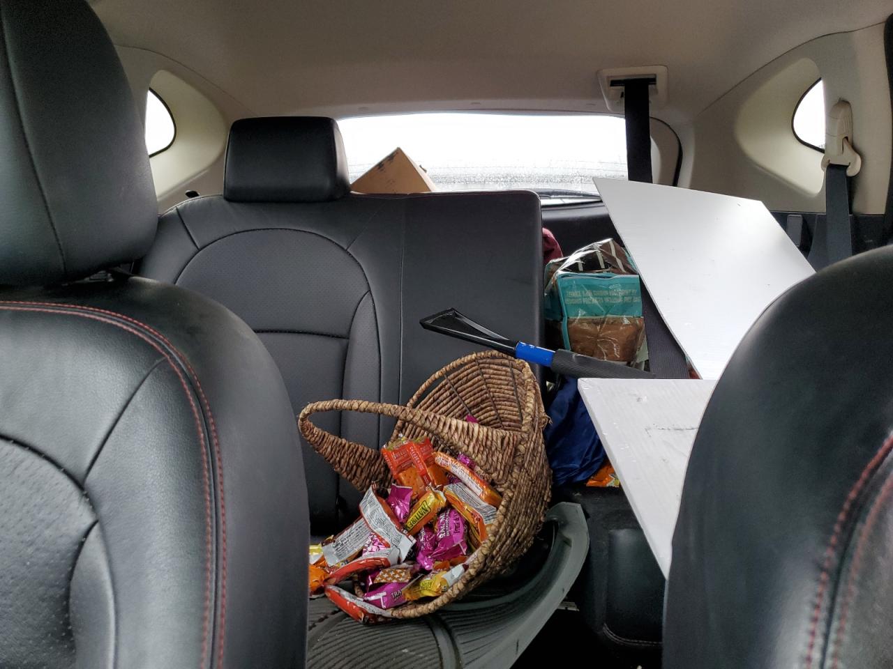 Nissan Rogue S Image 9