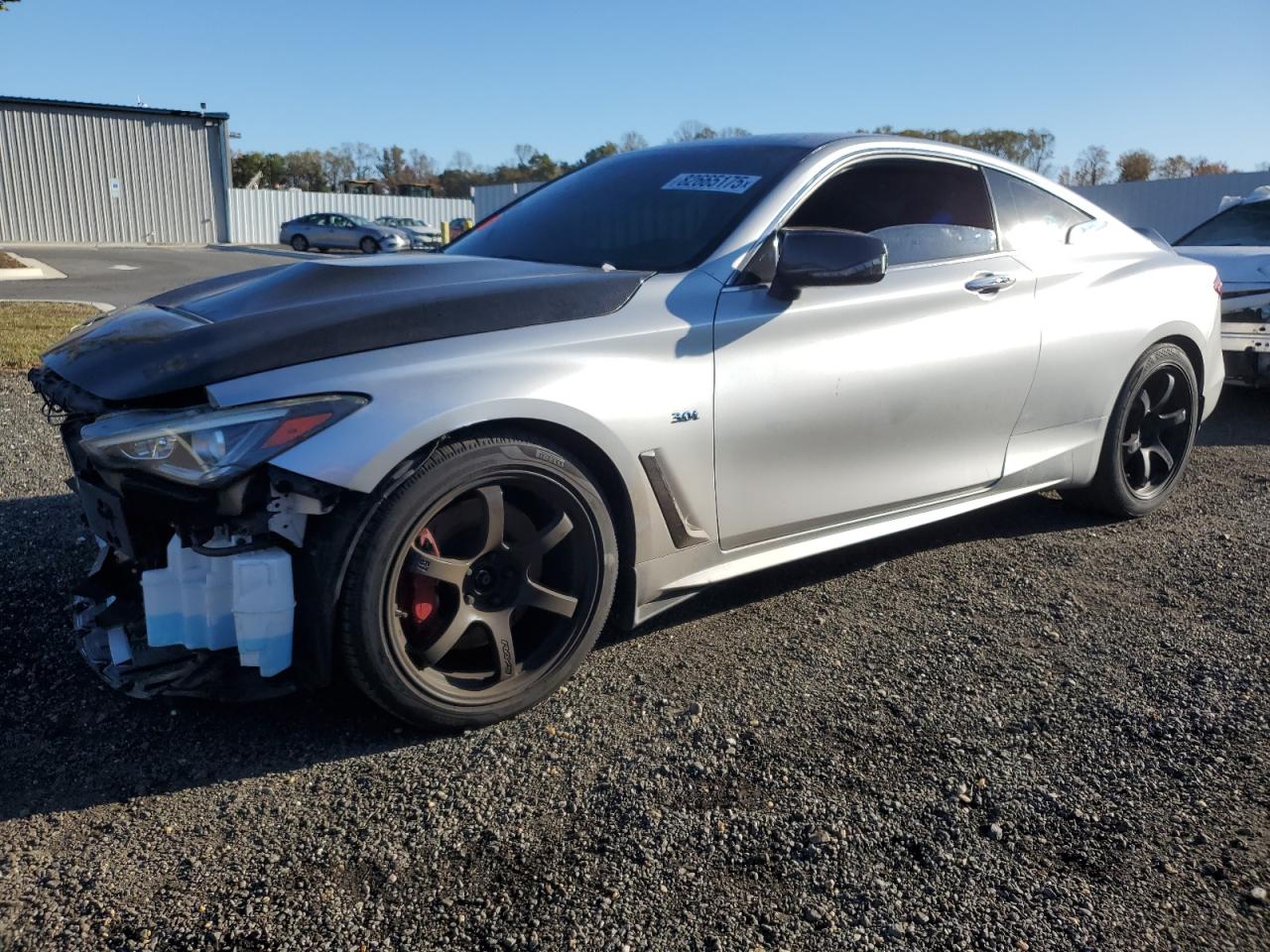 INFINITI Q60 Premium Image 1