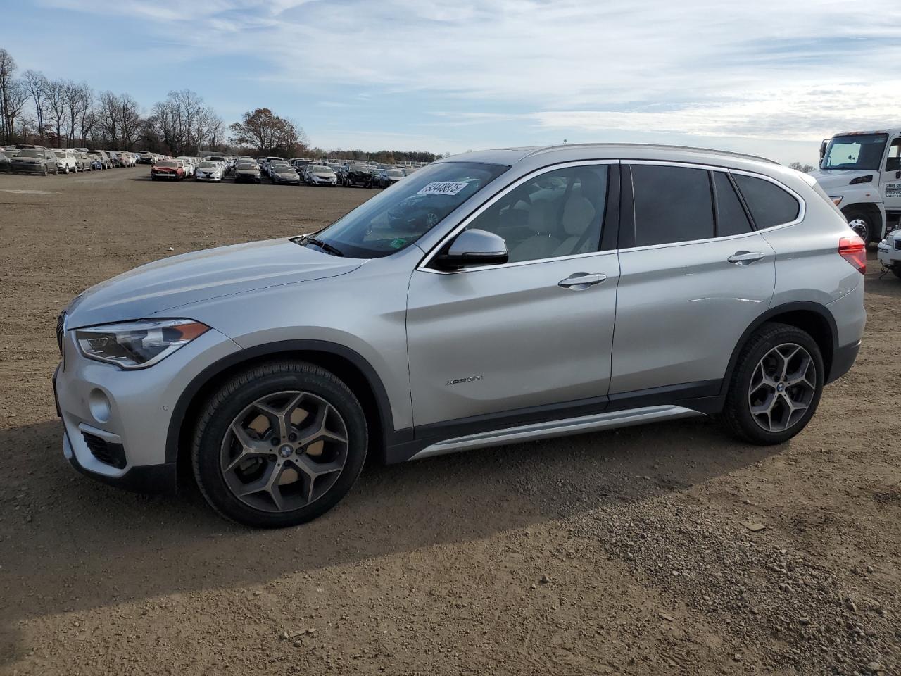 BMW X Series Xdrive28i Image 1