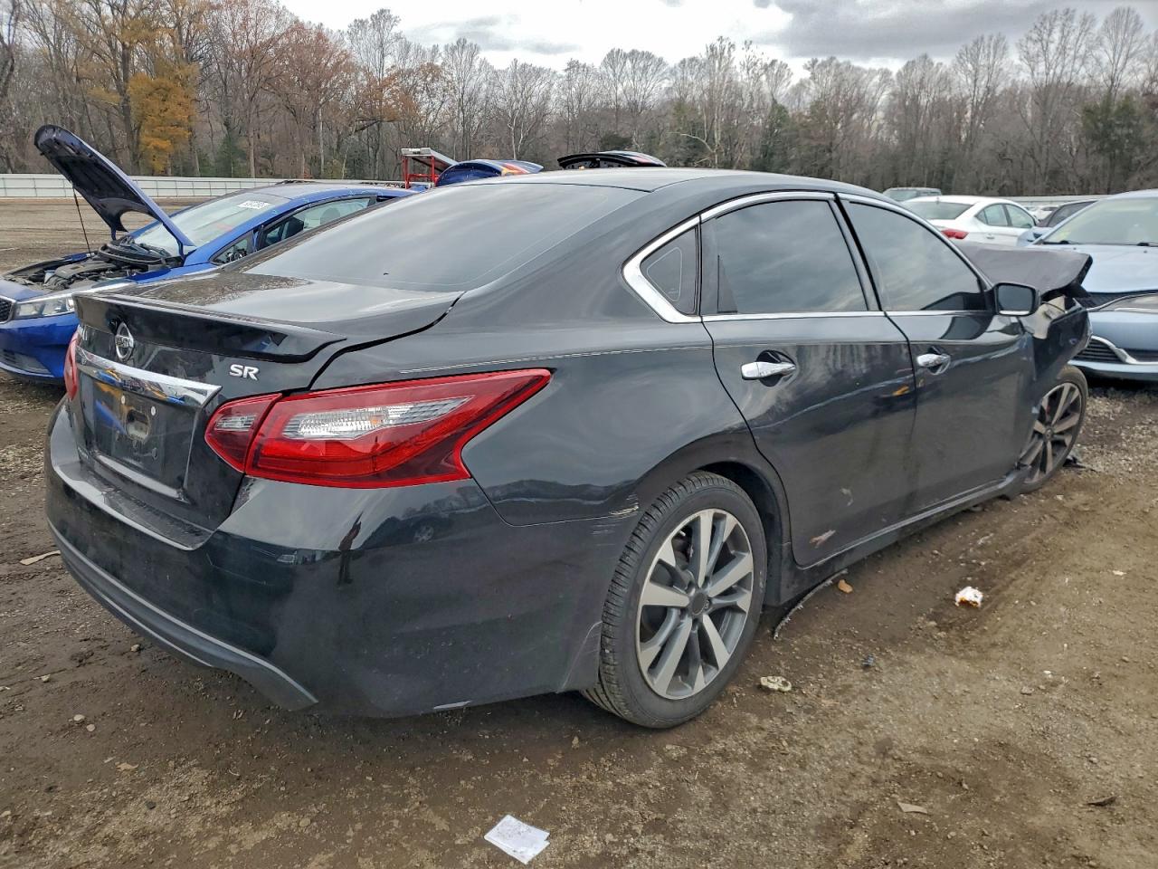 Nissan Altima 2.5 Image 9