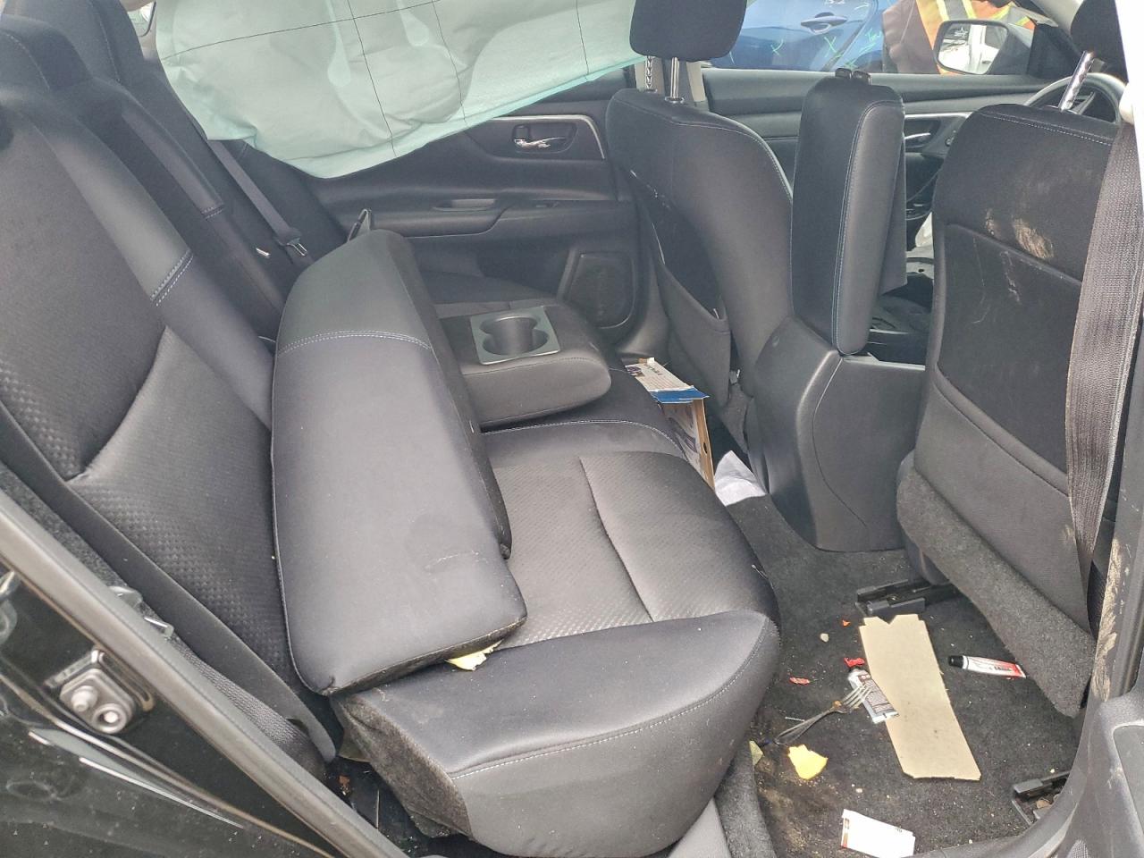 Nissan Altima 2.5 Image 4