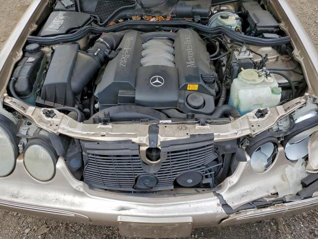 Mercedes-Benz E-Class 430 Image 2