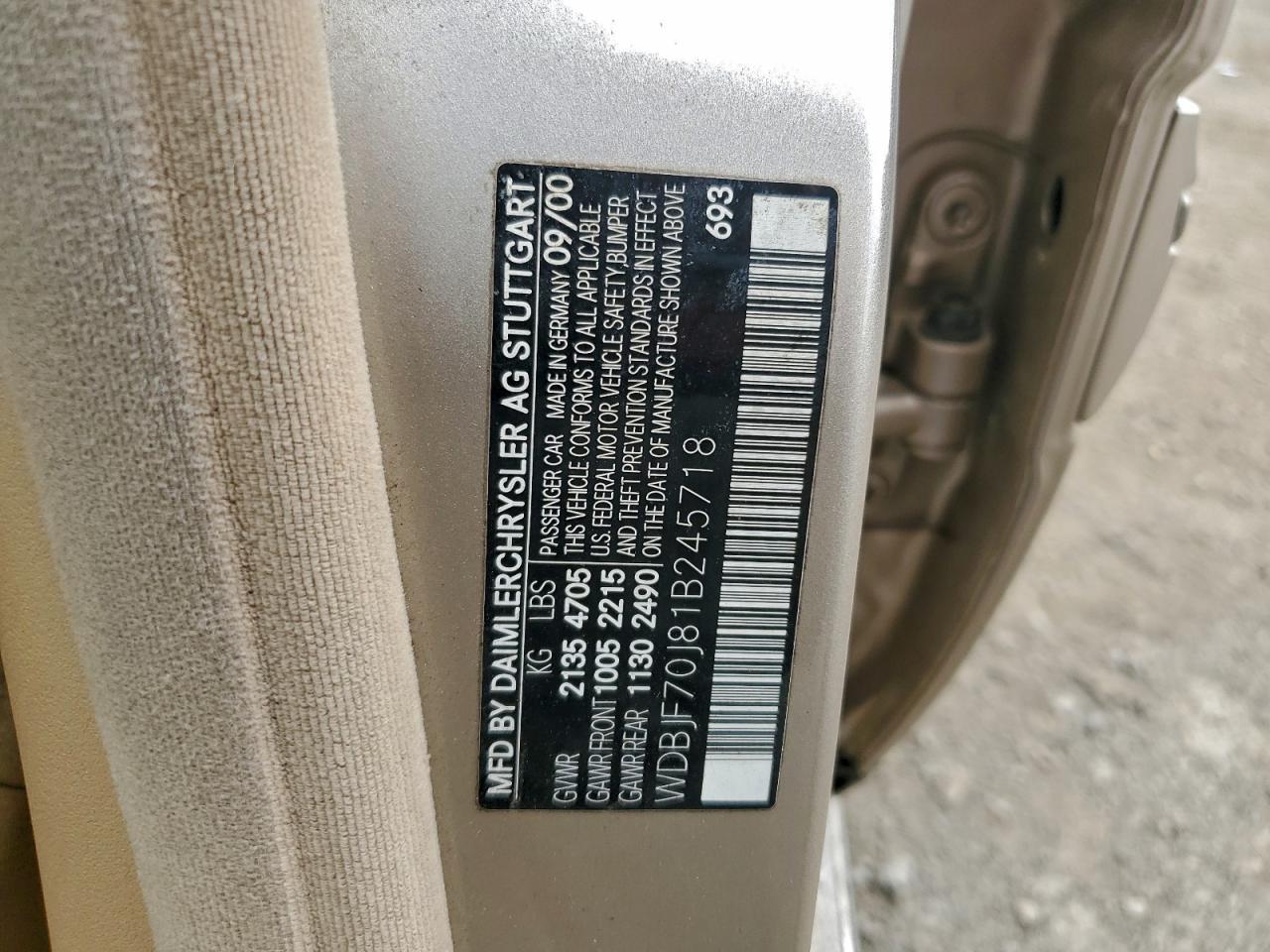 Mercedes-Benz E-Class 430 Image 10