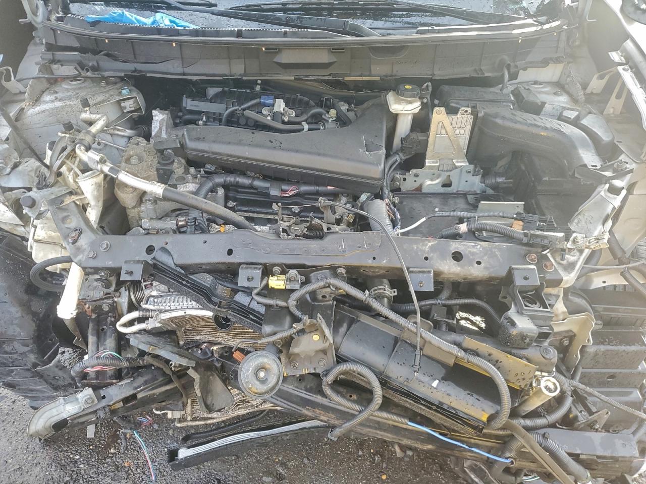 Nissan Rogue S Image 11