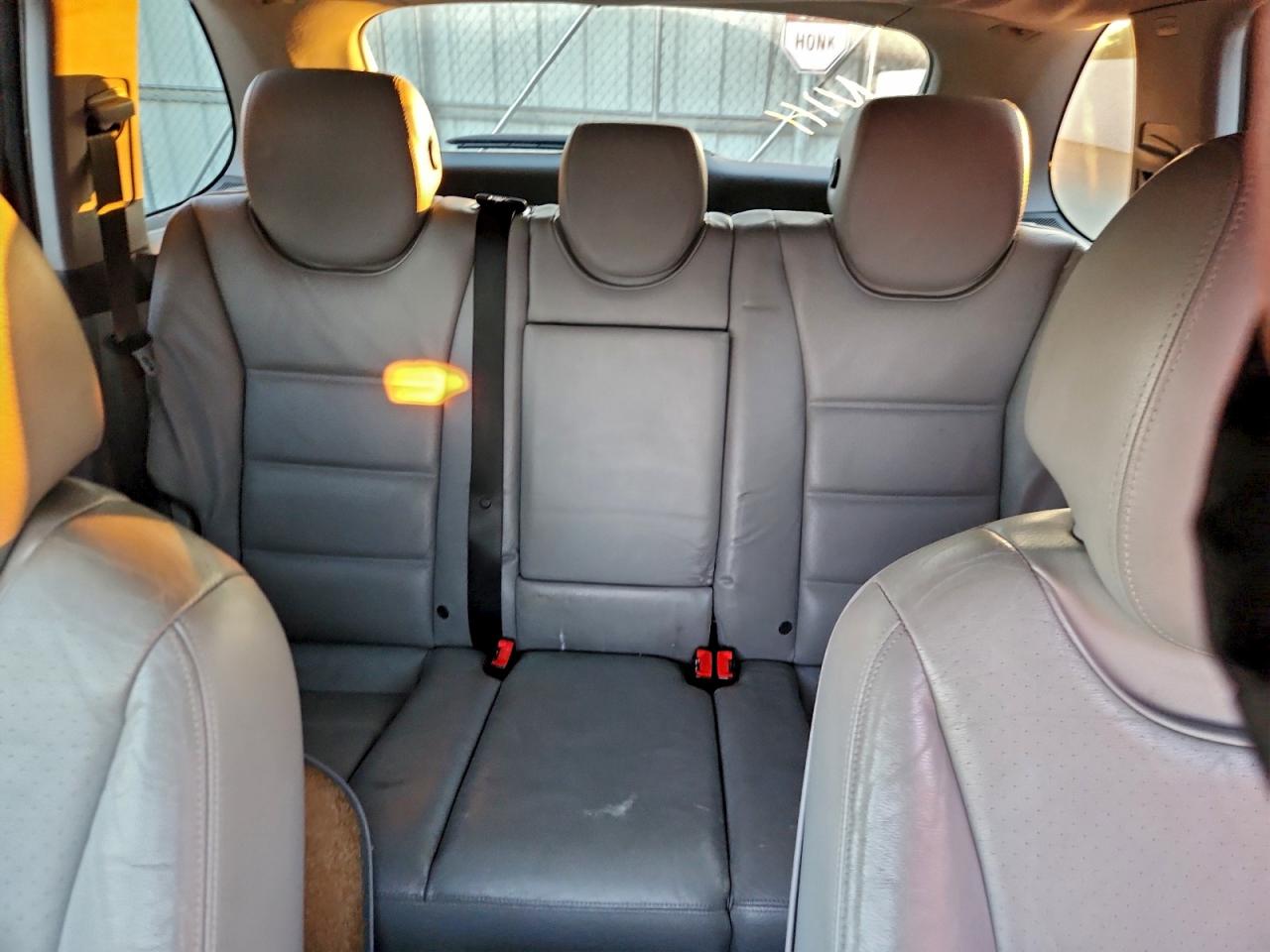 Porsche Cayenne S Image 11