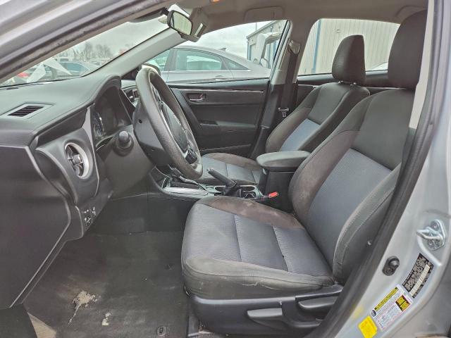 Toyota Corolla L Image 10