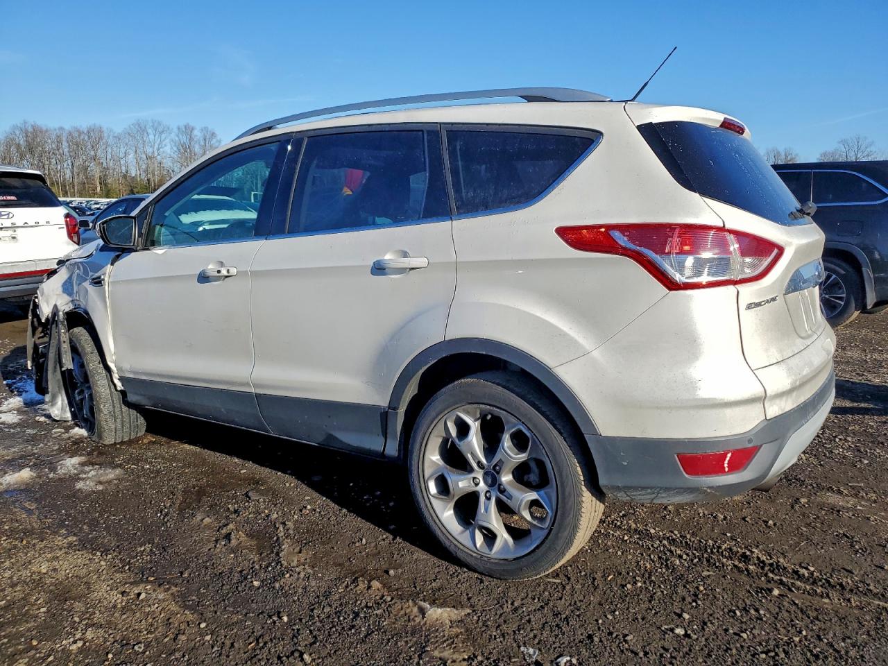 Ford Escape Titanium Image 8