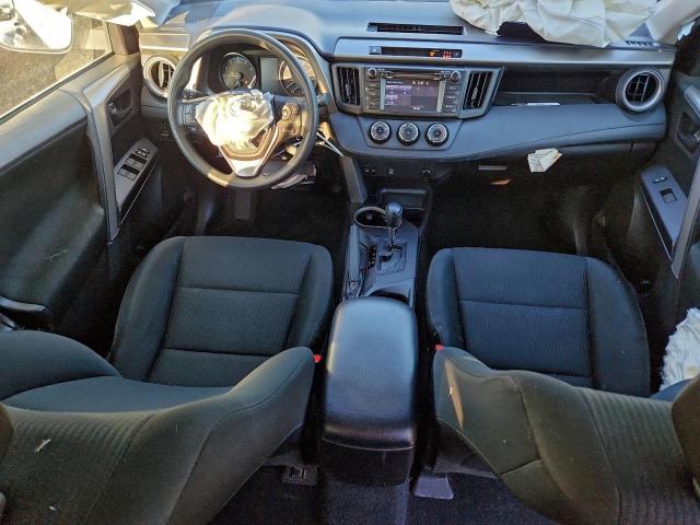 Toyota RAV4 Le Image 3