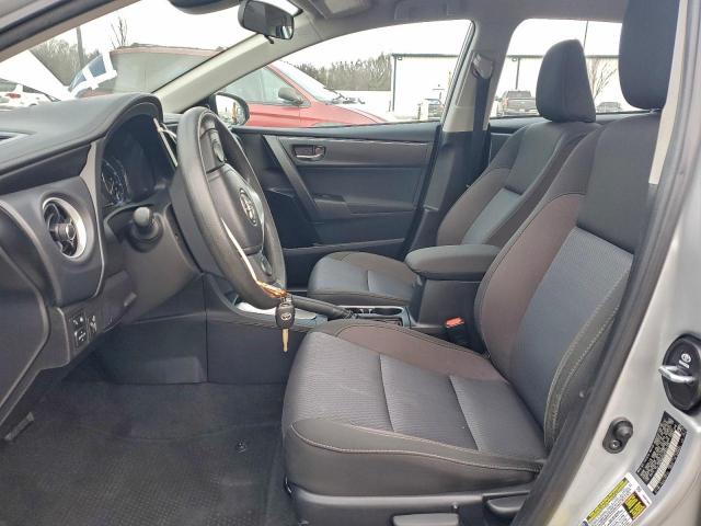 Toyota Corolla L Image 3