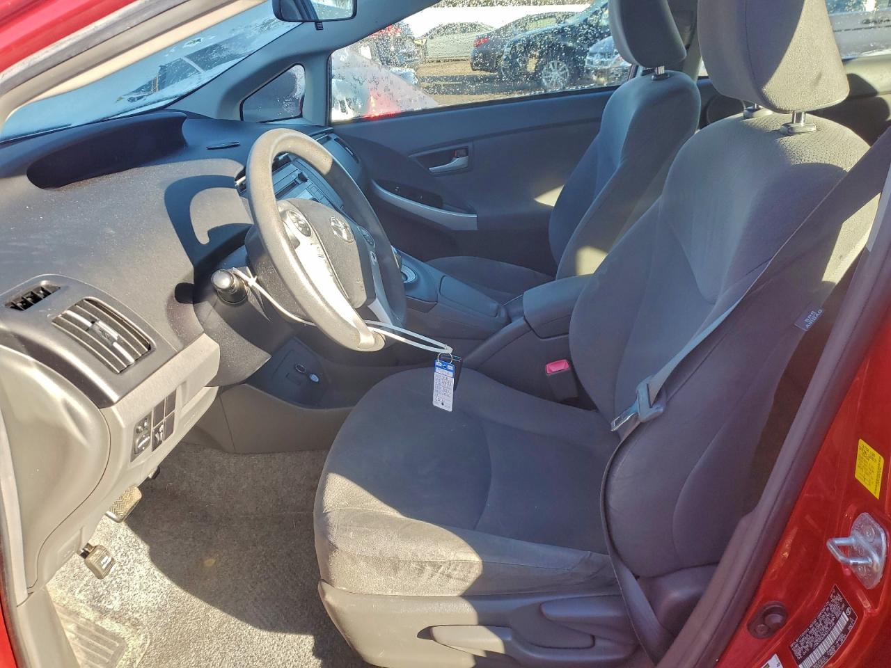 Toyota Prius Image 6