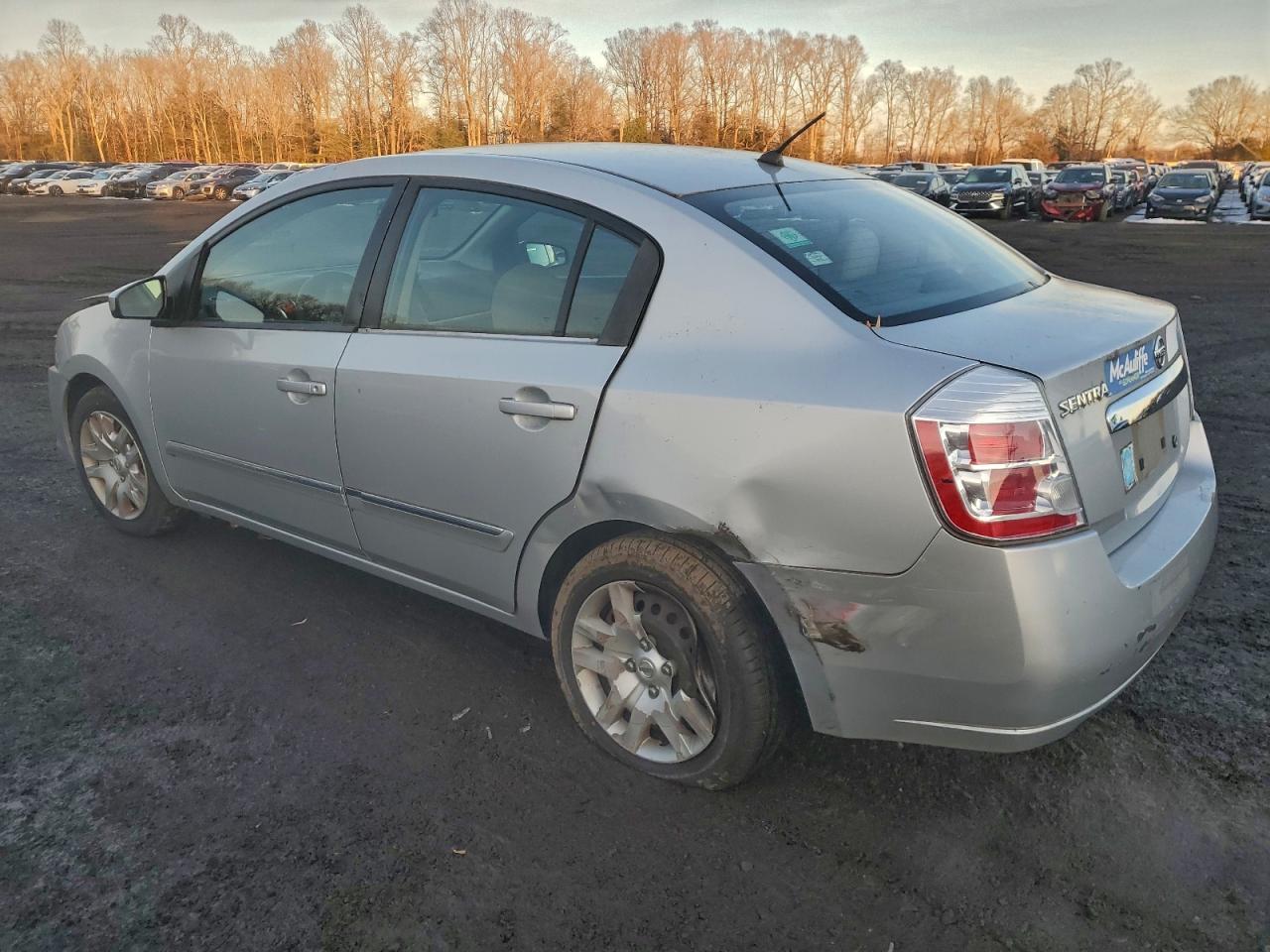 Nissan Sentra 2.0 Image 2