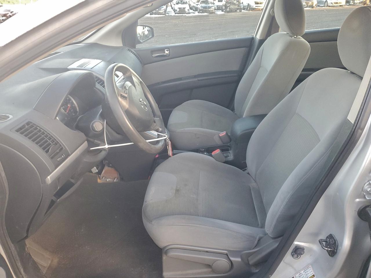 Nissan Sentra 2.0 Image 8