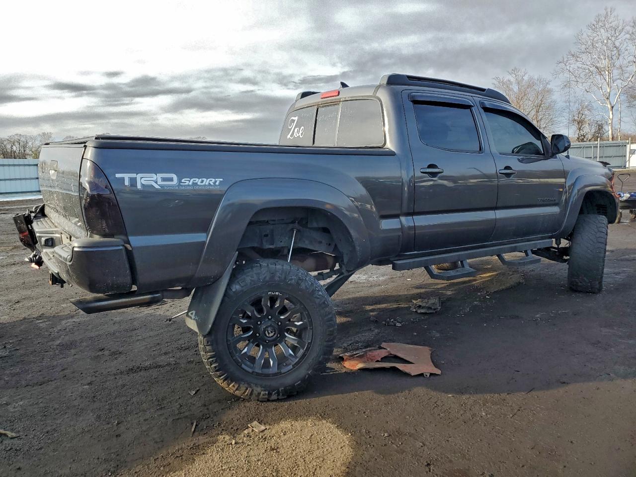 Toyota Tacoma Double Cab Long Bed Image 8