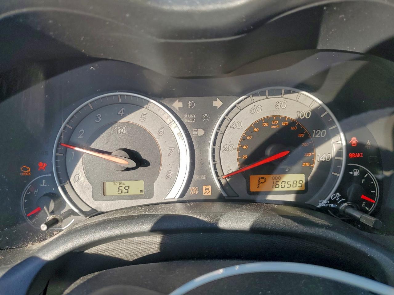 Toyota Corolla Base Image 8