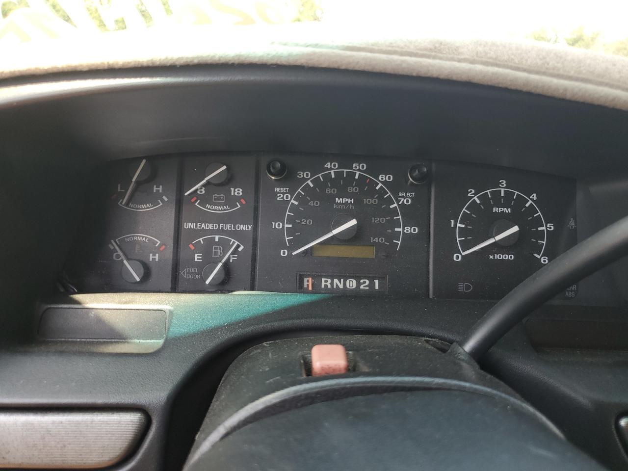 Ford Bronco U100 Image 8