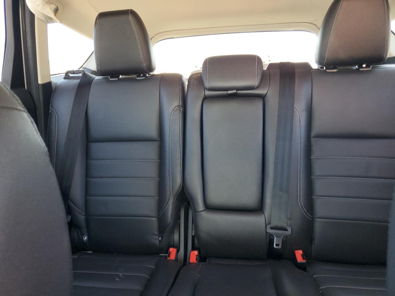 Ford Escape Titanium Image 8