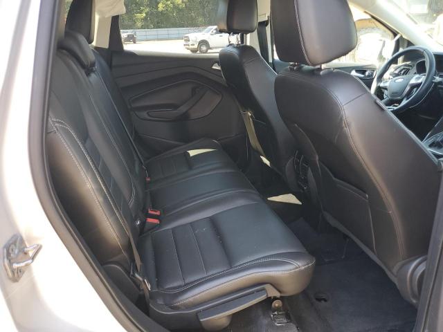 Ford Escape Titanium Image 12