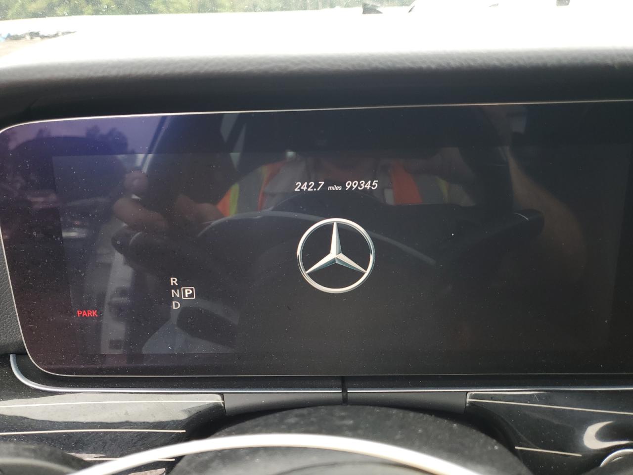 Mercedes-Benz E-Class 350 4matic Image 12