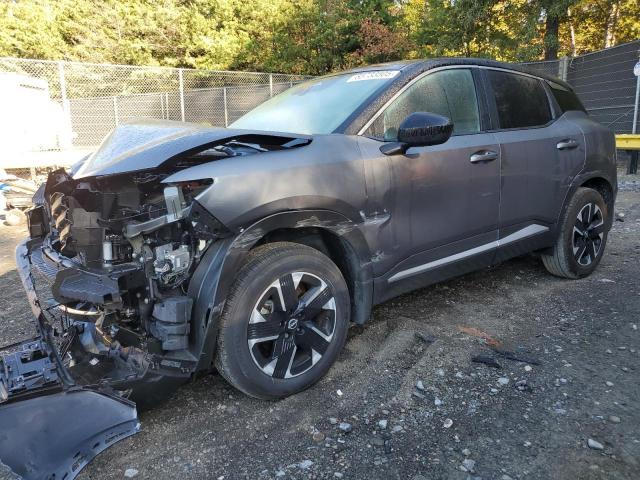  Salvage Nissan Kicks