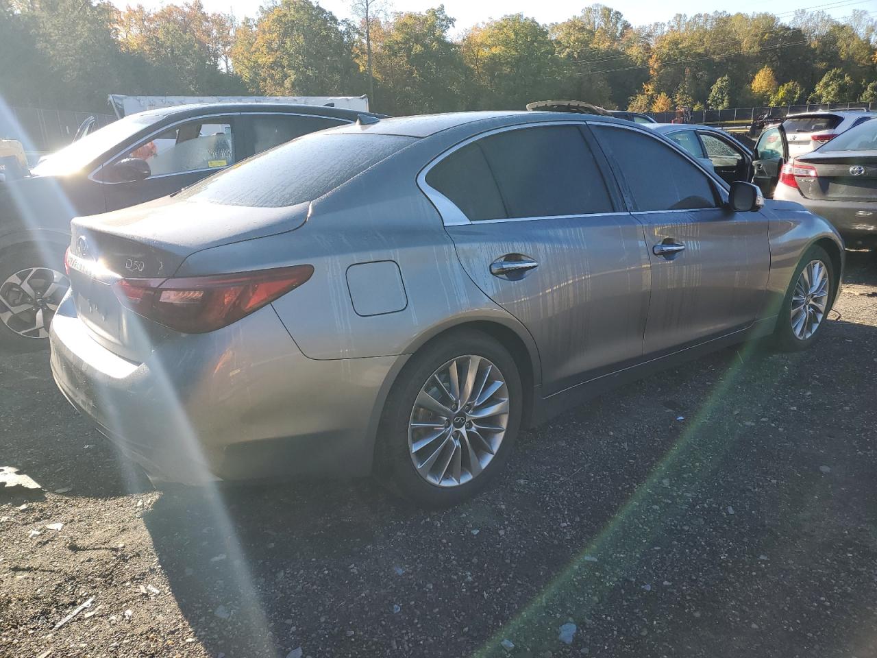 INFINITI Q50 Luxe Image 10