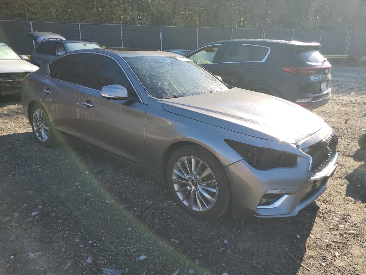 INFINITI Q50 Luxe Image 3