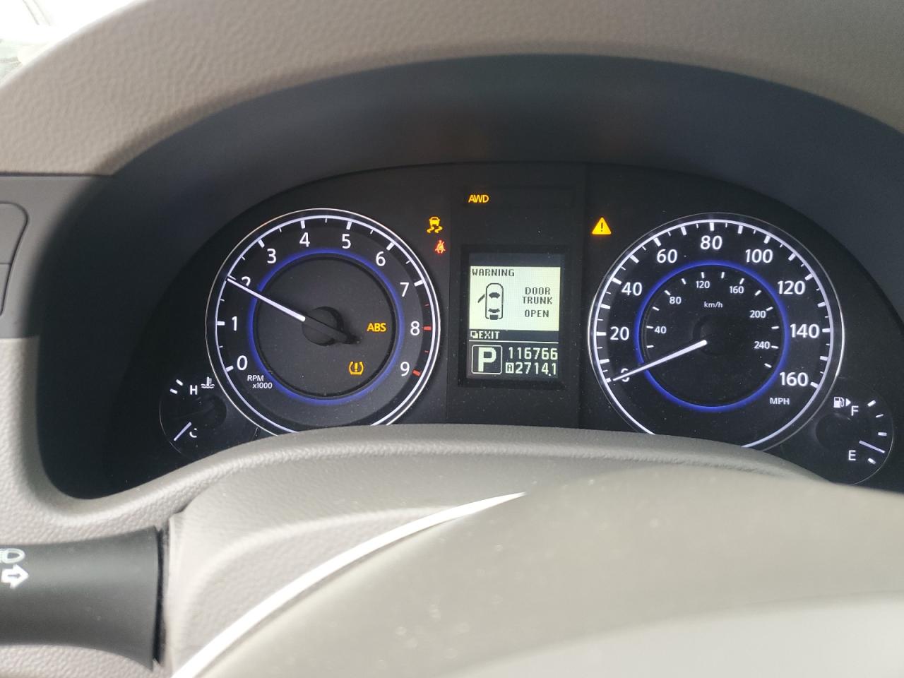 INFINITI G25 Image 4