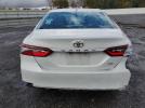 Toyota Camry Le Image 4
