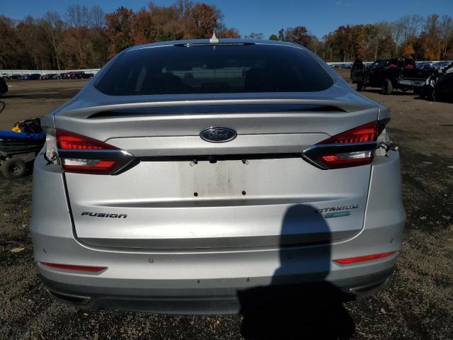 Ford Fusion Titanium Image 5