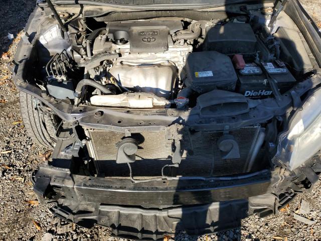 Toyota Camry Le Image 10