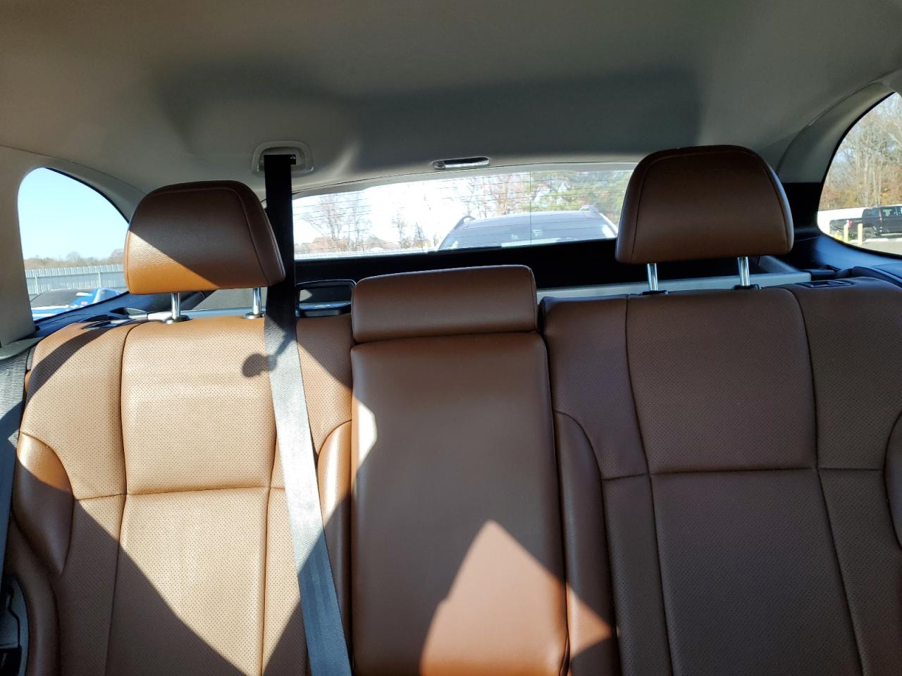 Subaru Outback Touring Image 11