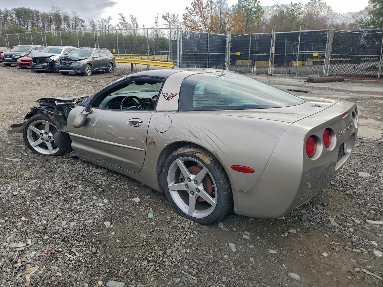 Chevrolet Corvette Image 2