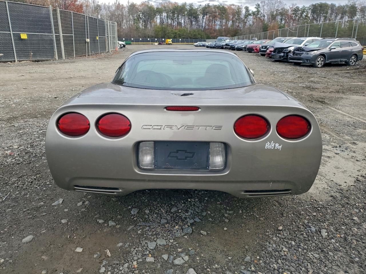 Chevrolet Corvette Image 4