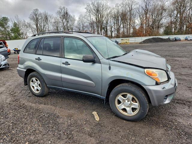 Toyota RAV4 Image 12