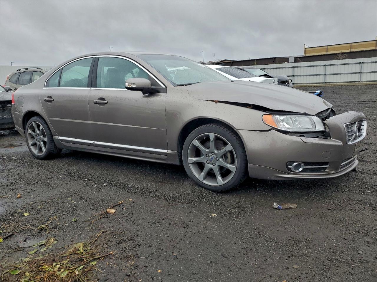 Volvo S80 3.2 Image 4