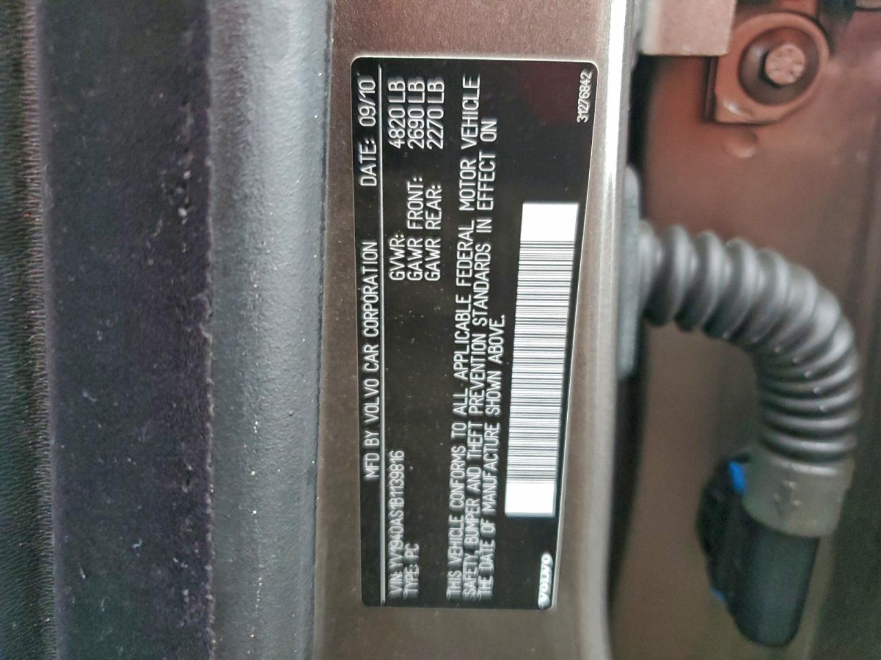 Volvo S80 3.2 Image 10