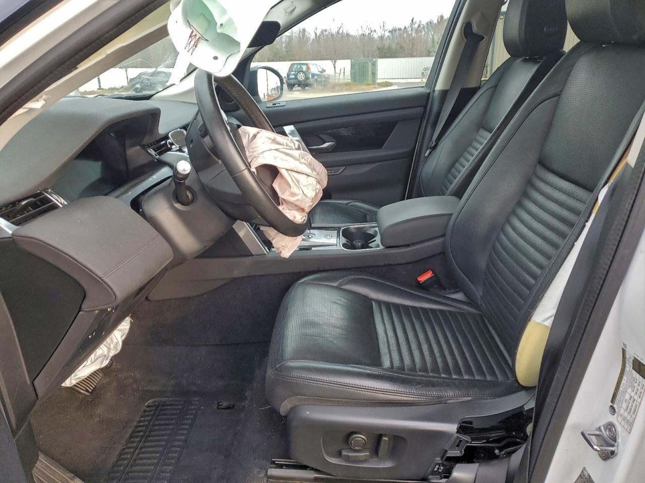 Land Rover Discovery Se Image 7