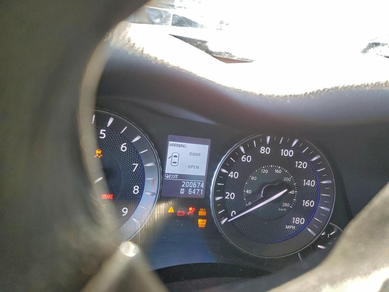 INFINITI M37 X Image 10