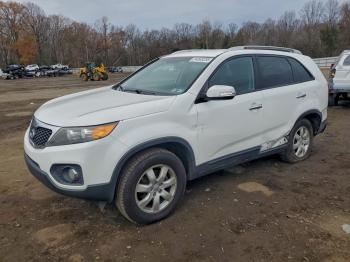  Salvage Kia Sorento