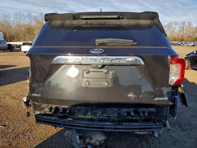 Ford Explorer Xlt Image 7