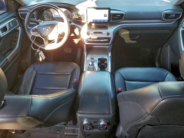 Ford Explorer Xlt Image 8