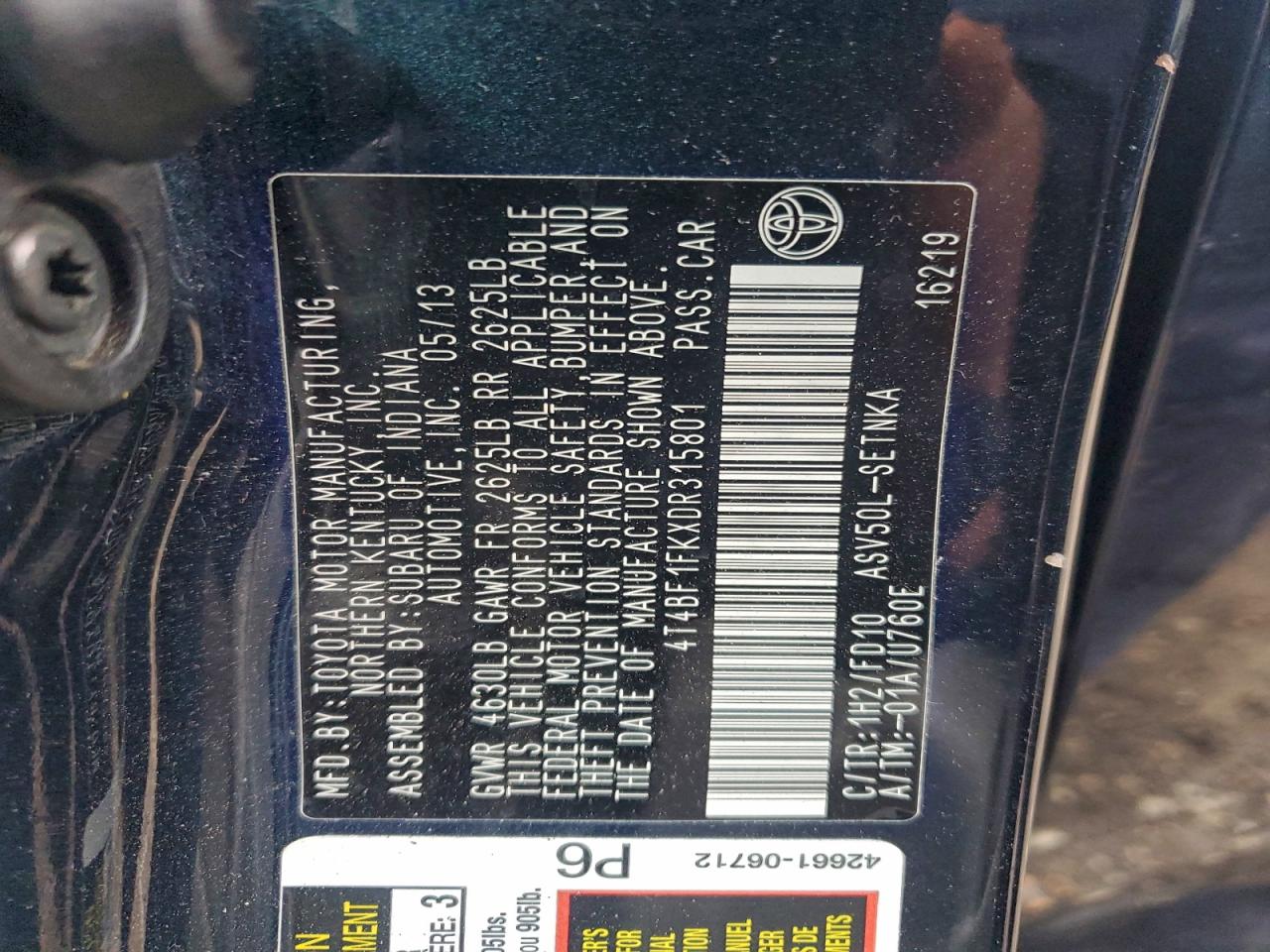 Toyota Camry L Image 2