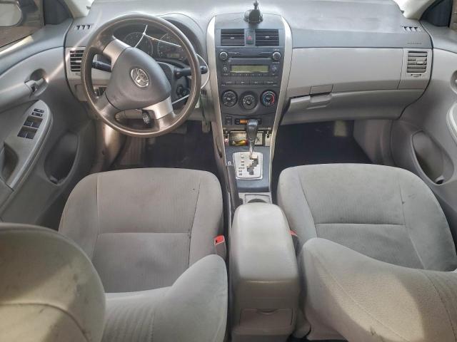 Toyota Corolla Base Image 9