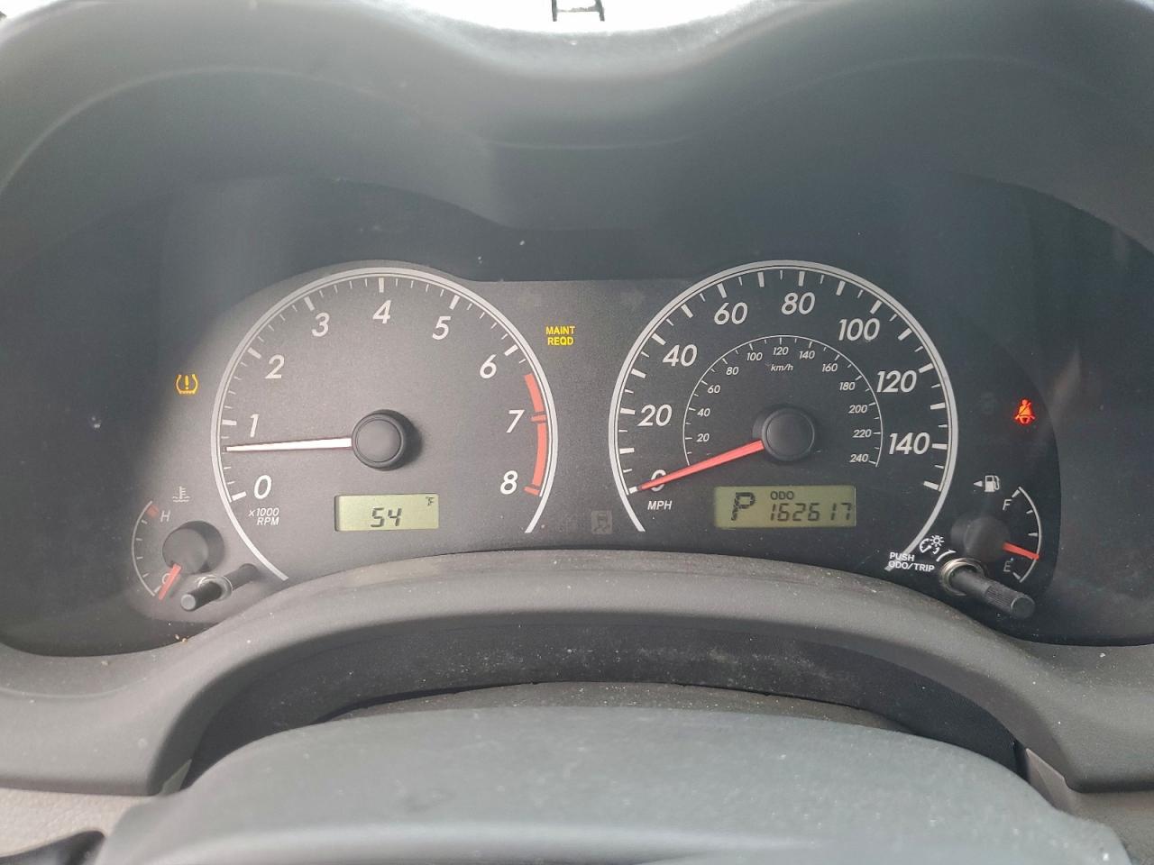 Toyota Corolla Base Image 2