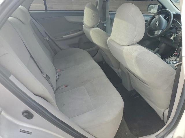 Toyota Corolla Base Image 4