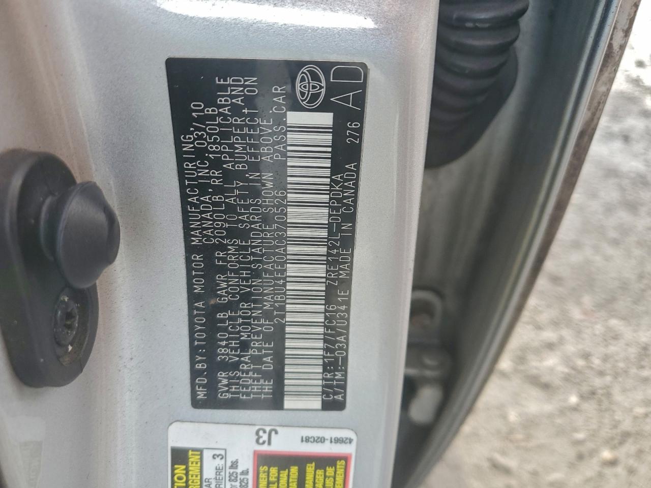 Toyota Corolla Base Image 12