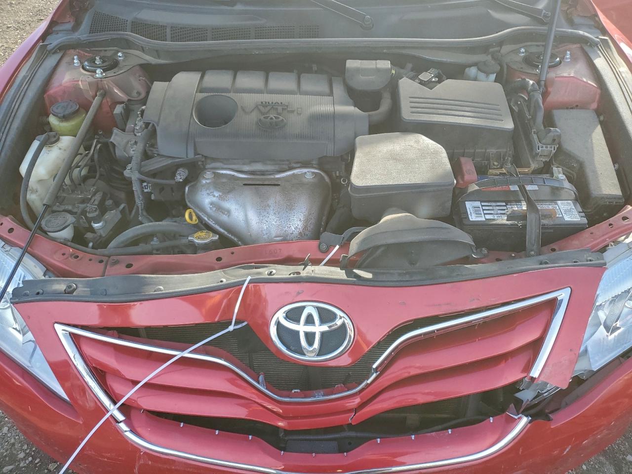 Toyota Camry Base Image 12