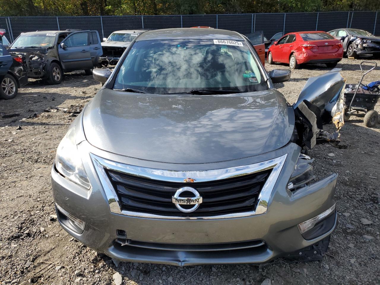 Nissan Altima 2.5 Image 3