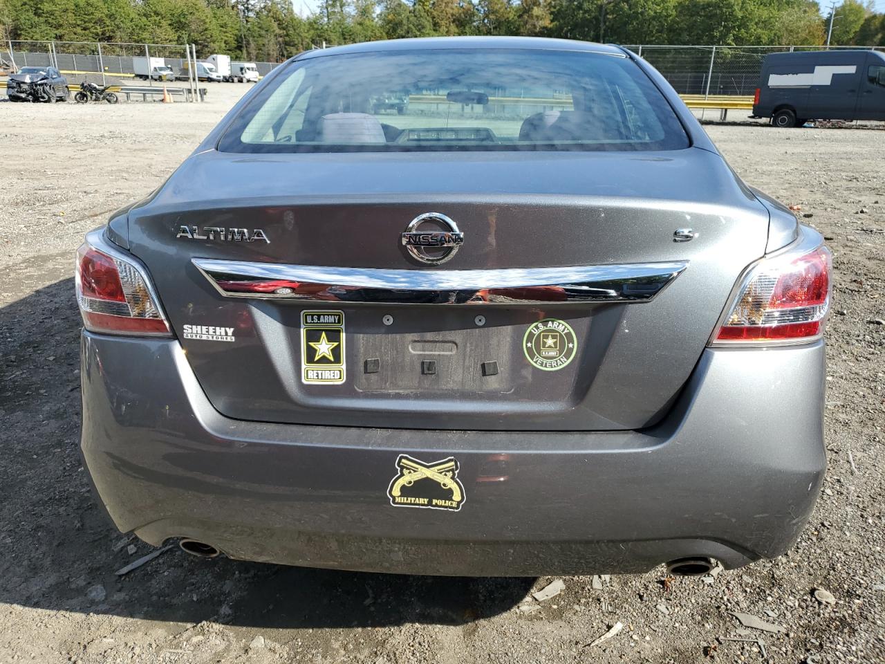 Nissan Altima 2.5 Image 10