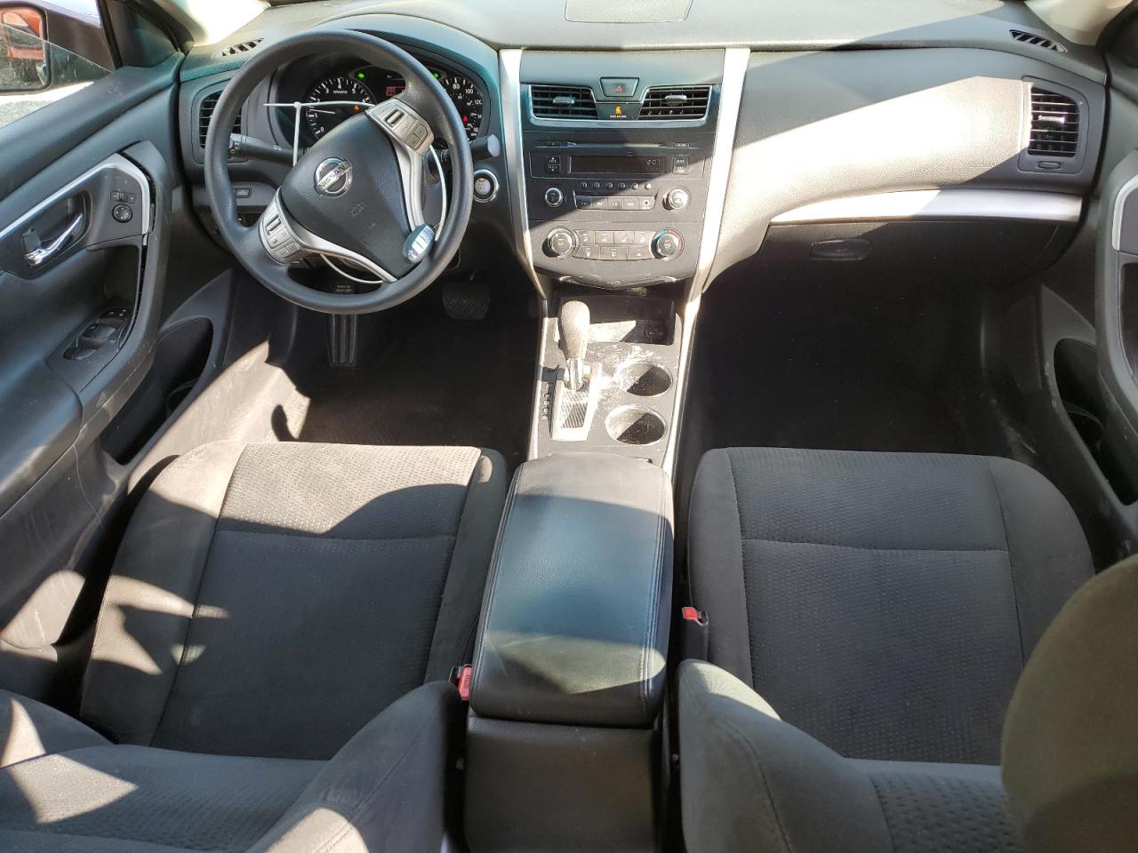Nissan Altima 2.5 Image 5