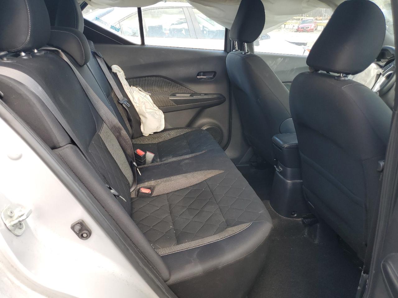 Nissan Kicks Sv Image 10